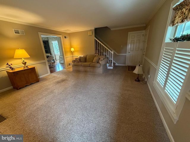 957 MONDALE RD, Bird In Hand, PA 17505