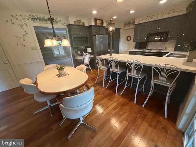 957 MONDALE RD, Bird In Hand, PA 17505
