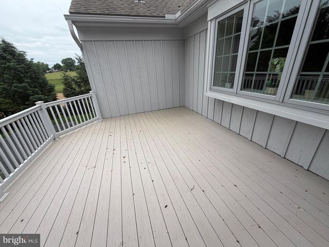 957 MONDALE RD, Bird In Hand, PA 17505