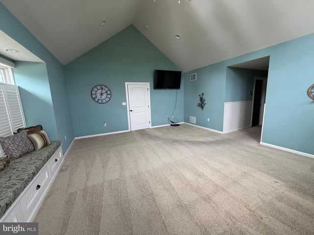 957 MONDALE RD, Bird In Hand, PA 17505