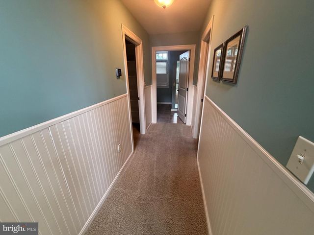 957 MONDALE RD, Bird In Hand, PA 17505