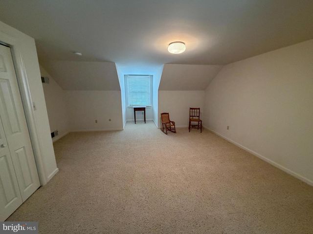 957 MONDALE RD, Bird In Hand, PA 17505