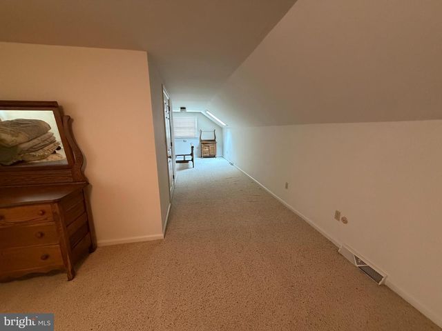 957 MONDALE RD, Bird In Hand, PA 17505