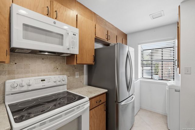 11815 Vance Jackson Rd Apt 2306, San Antonio, TX 78230