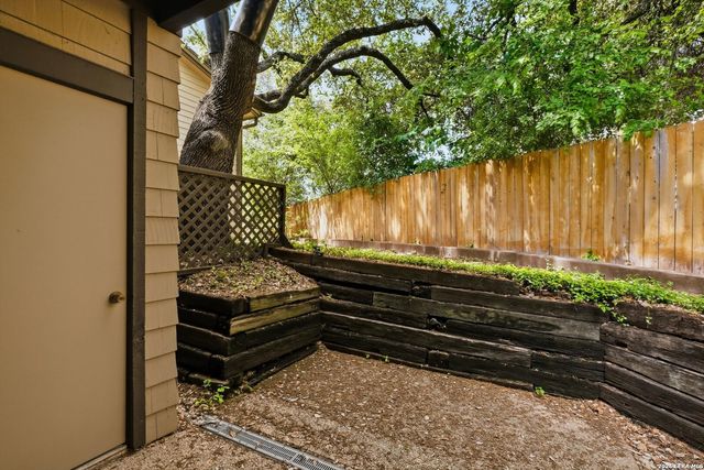 11815 Vance Jackson Rd Apt 2306, San Antonio, TX 78230