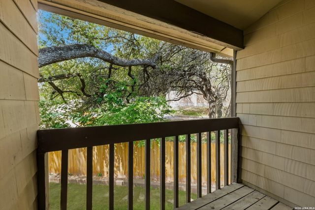 11815 Vance Jackson Rd Apt 2306, San Antonio, TX 78230