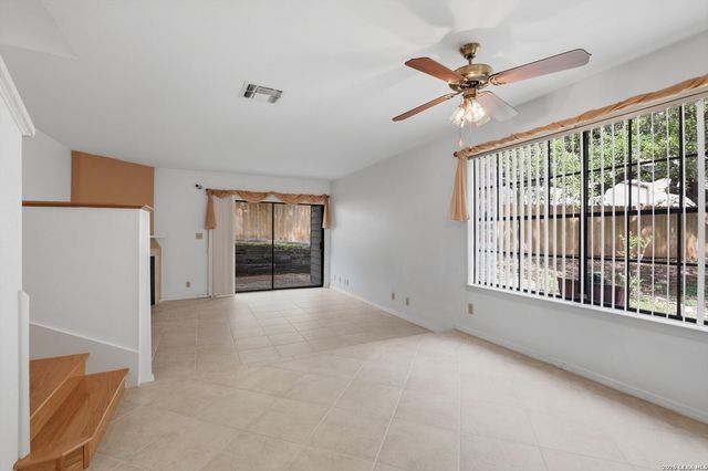 11815 Vance Jackson Rd Apt 2306, San Antonio, TX 78230