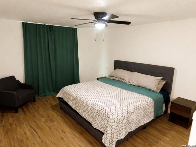 5819 PINEWAY ST, San Antonio, TX 78247