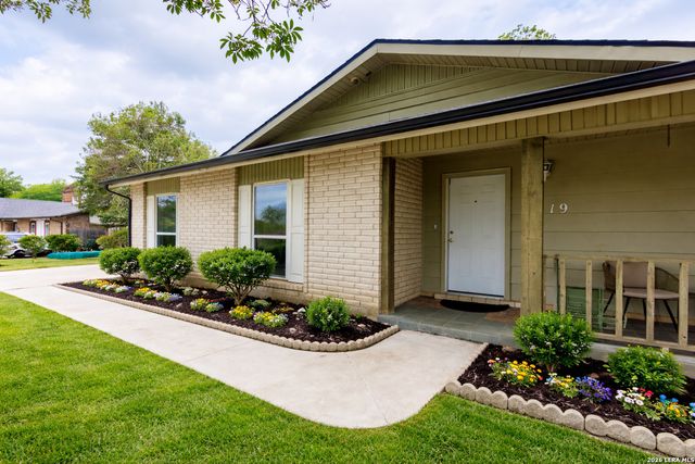 5819 PINEWAY ST, San Antonio, TX 78247