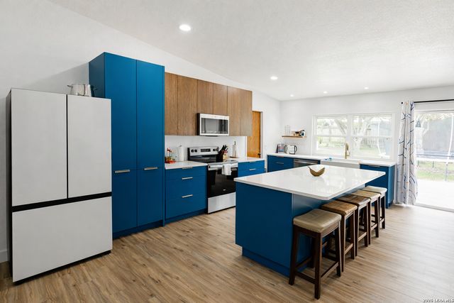 5819 PINEWAY ST, San Antonio, TX 78247