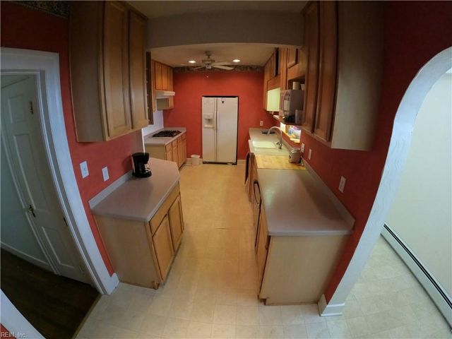 1600 Cedar LN, Norfolk, VA 23508