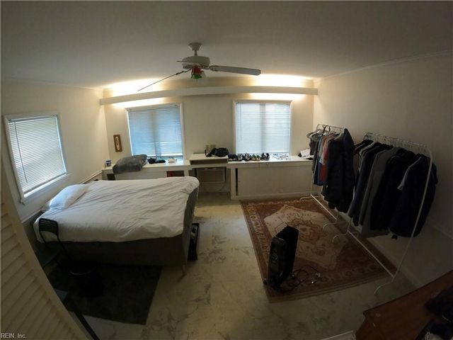 1600 Cedar LN, Norfolk, VA 23508