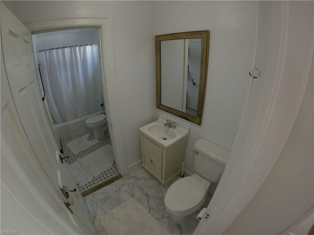 1600 Cedar LN, Norfolk, VA 23508