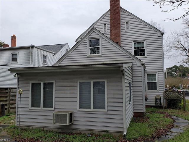 1600 Cedar LN, Norfolk, VA 23508