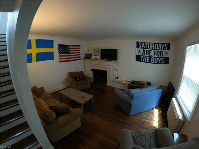 1600 Cedar LN, Norfolk, VA 23508