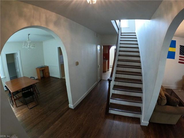 1600 Cedar LN, Norfolk, VA 23508