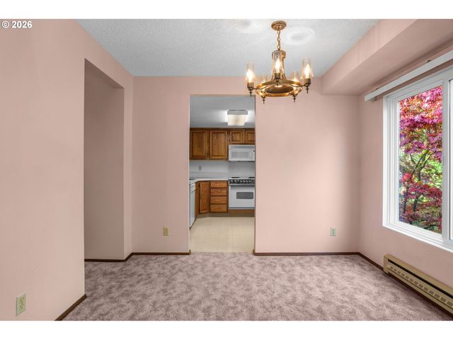 10980 Sw MEADOWBROOK Dr 3, Portland, OR 97224