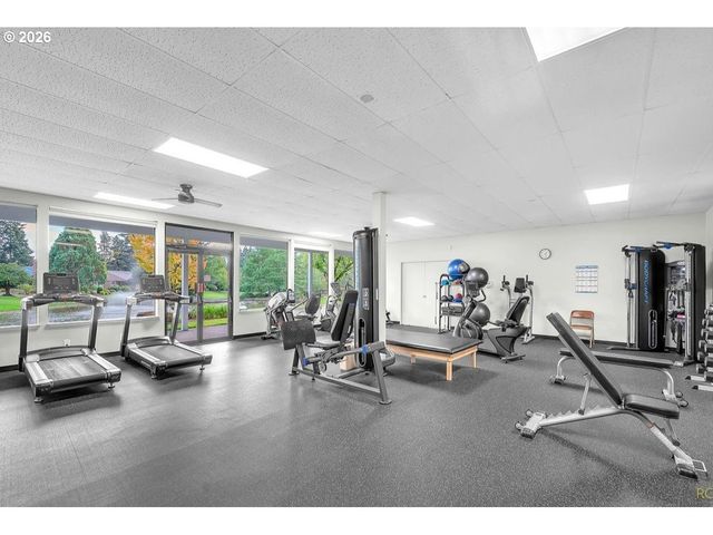 10980 Sw MEADOWBROOK Dr 3, Portland, OR 97224