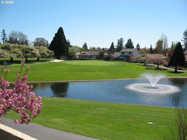 10980 Sw MEADOWBROOK Dr 3, Portland, OR 97224