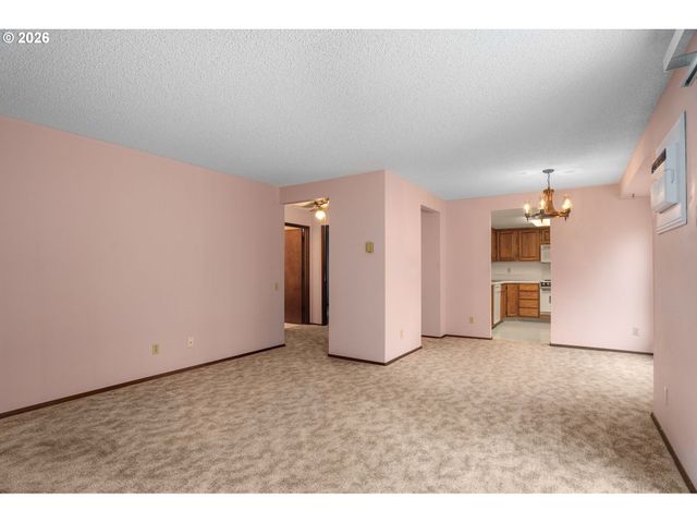 10980 Sw MEADOWBROOK Dr 3, Portland, OR 97224