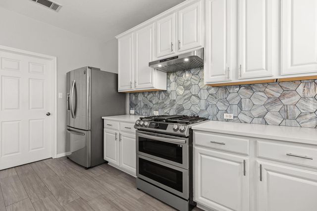 4108 Meadow Bluff WAY, Round Rock, TX 78665