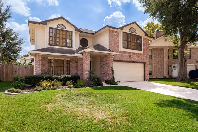 2033 Wildwood Ridge Drive, Missouri City, TX 77489