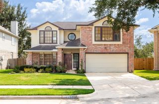 2033 Wildwood Ridge Drive, Missouri City, TX 77489
