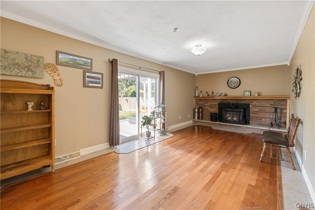 8032 Trina Circle, Clay, NY 13041
