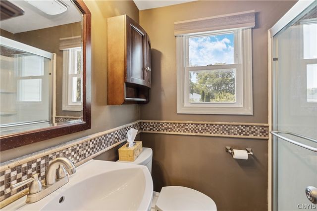 8032 Trina Circle, Clay, NY 13041