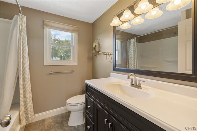 8032 Trina Circle, Clay, NY 13041