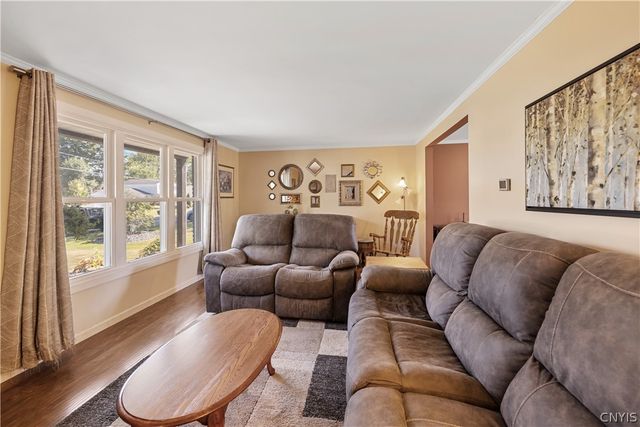 8032 Trina Circle, Clay, NY 13041