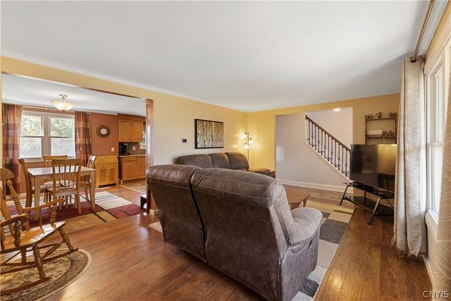 8032 Trina Circle, Clay, NY 13041