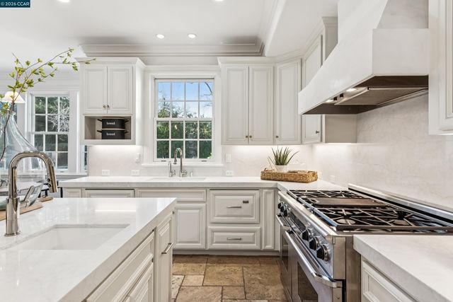 45 Lark Place, Alamo, CA 94507