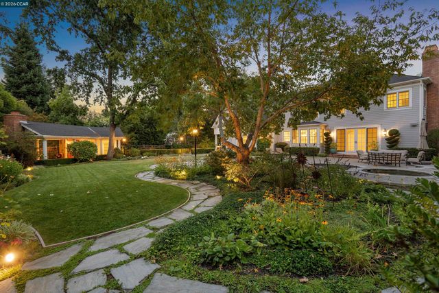 45 Lark Place, Alamo, CA 94507