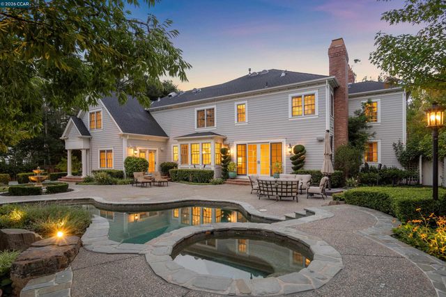 45 Lark Place, Alamo, CA 94507