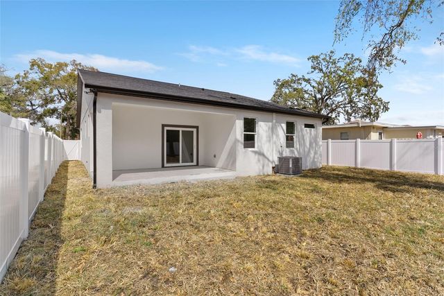 1607 E IDA STREET, Tampa, FL 33610