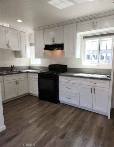 2668 Atlantic Avenue, Long Beach, CA 90806