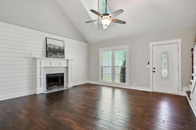 206 Quail Ridge Rd, Smyrna, TN 37167