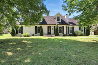 206 Quail Ridge Rd, Smyrna, TN 37167