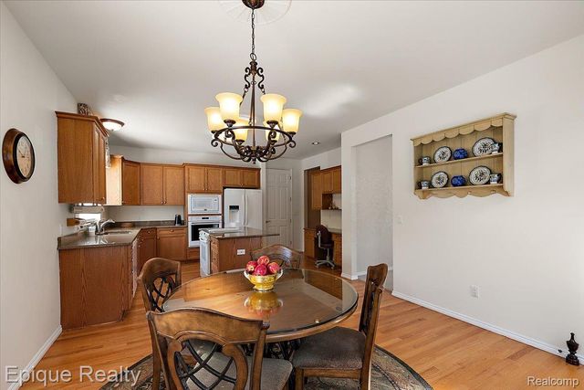 5675 Golf Pointe Drive, Village Of Clarkston, MI 48348