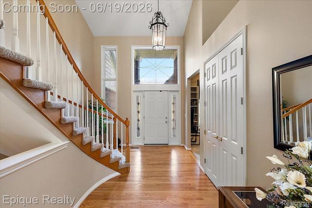 5675 Golf Pointe Drive, Village Of Clarkston, MI 48348