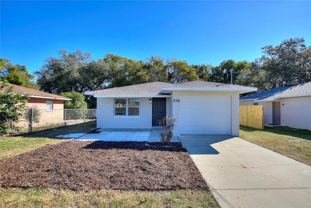 818 N JOANNA AVENUE, Tavares, FL 32778