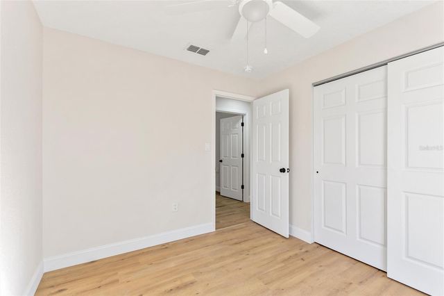 818 N JOANNA AVENUE, Tavares, FL 32778