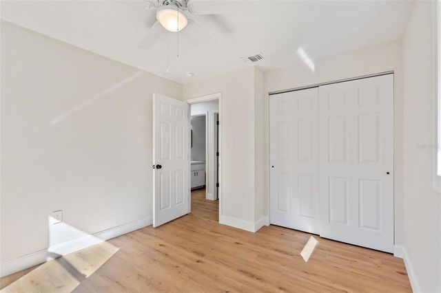 818 N JOANNA AVENUE, Tavares, FL 32778