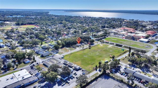 818 N JOANNA AVENUE, Tavares, FL 32778