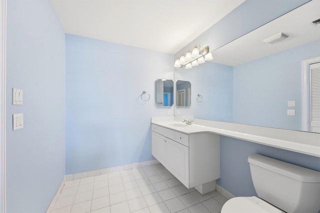 4775 S Harbor Drive 201, Vero Beach, FL 32967