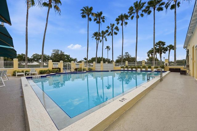 4775 S Harbor Drive 201, Vero Beach, FL 32967