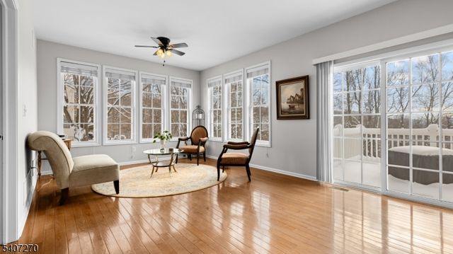 6 Stone Hill Ct, Washington Twp., NJ 07840