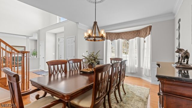 6 Stone Hill Ct, Washington Twp., NJ 07840