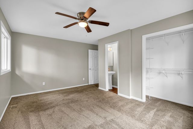 240 W Pine Street, Paxton, IL 60957